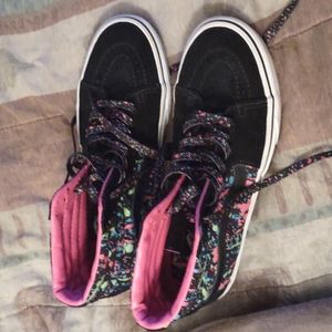 Girl’s Vans